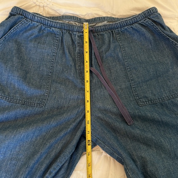 LL BEAN CLASSIC FIT PANT. Wms SIZE LARGE PETITE. Elastic, drawstring, pockets. - Picture 3 of 11